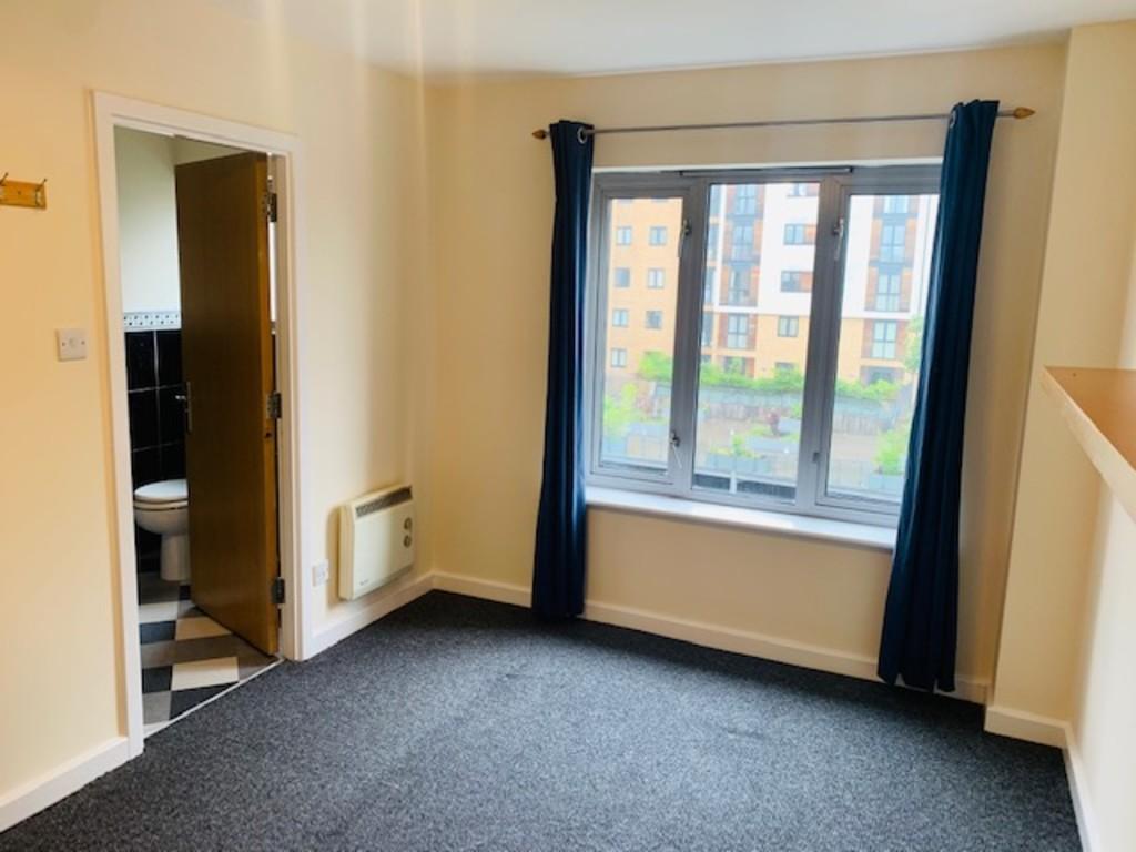 Master Bedroom En-Suite