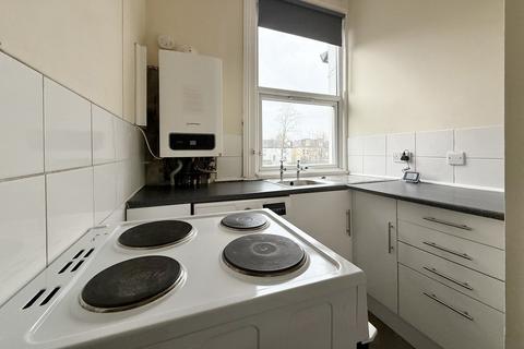 undefined, Oliver Grove, South Norwood