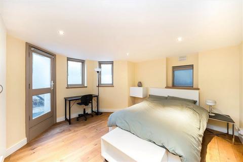 2 bedroom flat to rent, Jerningham Road, London SE14