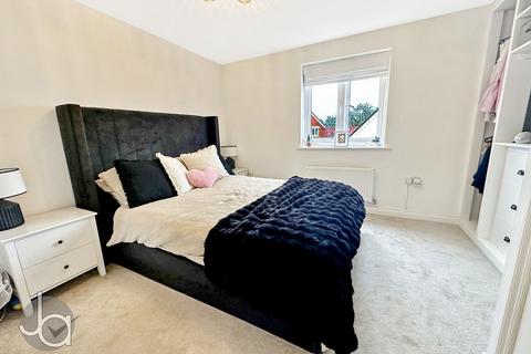 2 bedroom end of terrace house for sale, Llama Close, Stanway, Colchester