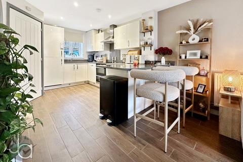 2 bedroom end of terrace house for sale, Llama Close, Stanway, Colchester
