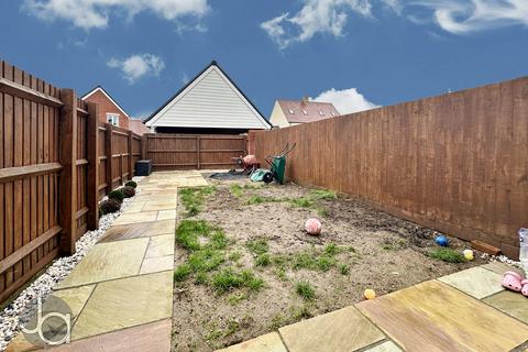 2 bedroom end of terrace house for sale, Llama Close, Stanway, Colchester