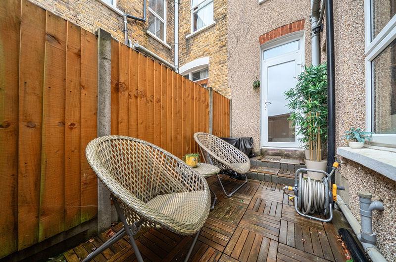 Side patio