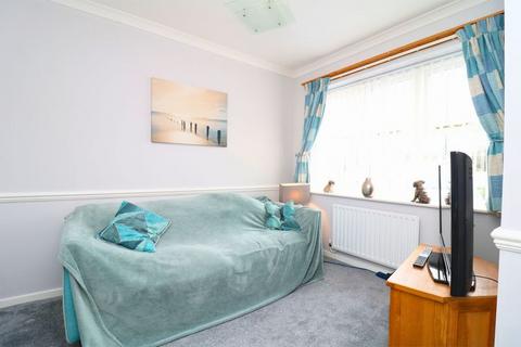 3 bedroom detached house for sale, Fairburn Crescent, Pelsall