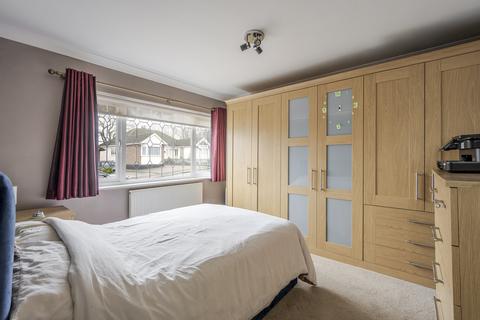 2 bedroom semi-detached bungalow for sale, Beverley Rise, Billericay, CM11