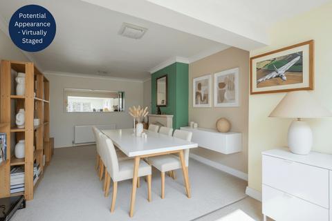 2 bedroom semi-detached bungalow for sale, Beverley Rise, Billericay, CM11