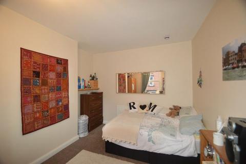 7 bedroom terraced house for sale, Brudenell Mount, Leeds