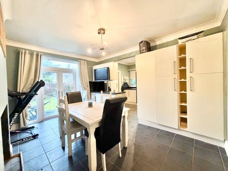 Dining room to...