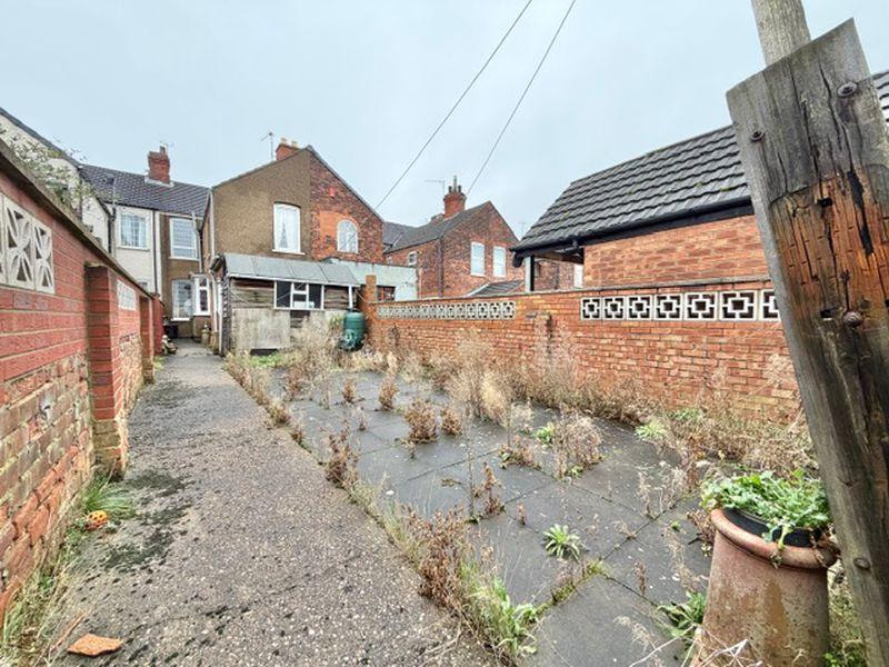 Rear garden view 2