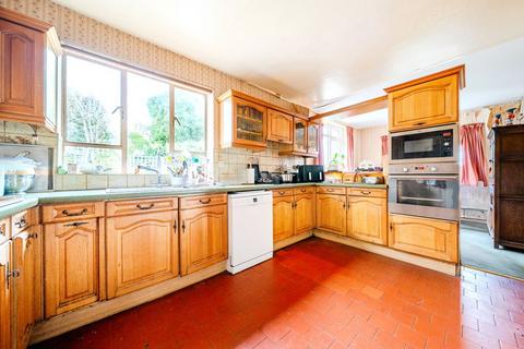 4 bedroom detached house for sale, Hythe/Saltwood