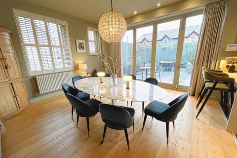 undefined, The Old Post Office, 61 Eastgate, Cowbridge, The Vale of Glamorgan CF71 7AA