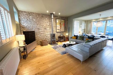 undefined, The Old Post Office, 61 Eastgate, Cowbridge, The Vale of Glamorgan CF71 7AA