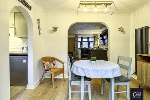 3 bedroom semi-detached house for sale, Bridge Avenue, Cheslyn Hay, WS6 7EP