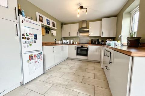 4 bedroom detached house for sale, 74 Maes Y Rhedyn, Bridgend CF31 4FB