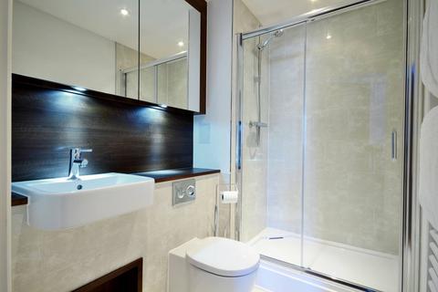 2 bedroom flat to rent, Battersea Park Road, Battersea Park, London, SW11