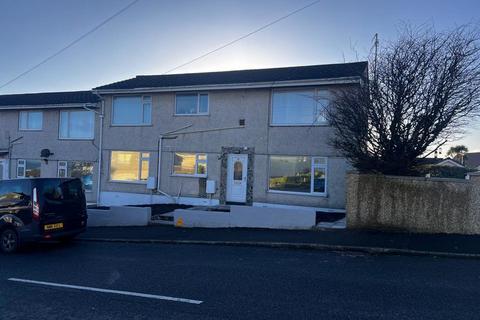 2 bedroom apartment to rent, Harbour Road, Onchan
