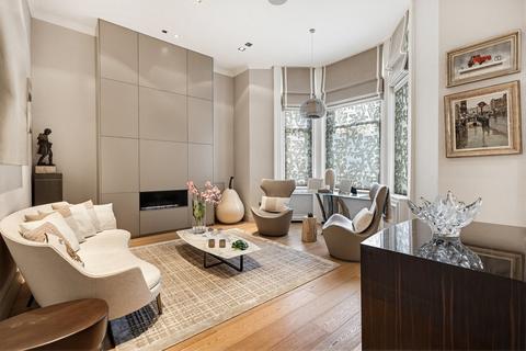 2 bedroom flat for sale, Tregunter Road, Chelsea, London