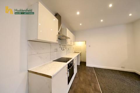 2 bedroom terraced house to rent, Crosland Hill Road, Huddersfield