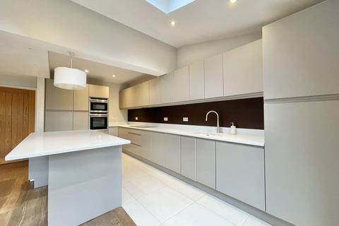 3 bedroom semi-detached house for sale, Dalmore Avenue, Esher