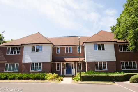 1 bedroom flat for sale, Sycamore Drive, Burgess Hill, RH15