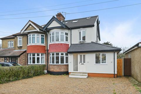4 bedroom semi-detached house for sale, Elm Close, North Harrow