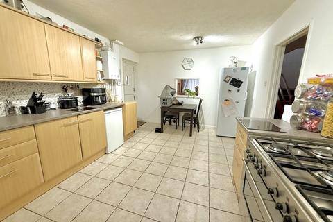 4 bedroom detached house for sale, Alsop Close, Houghton Regis