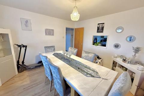 undefined, Alsop Close, Houghton Regis