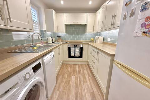 3 bedroom end of terrace house for sale, Copperfields Close, Houghton Regis