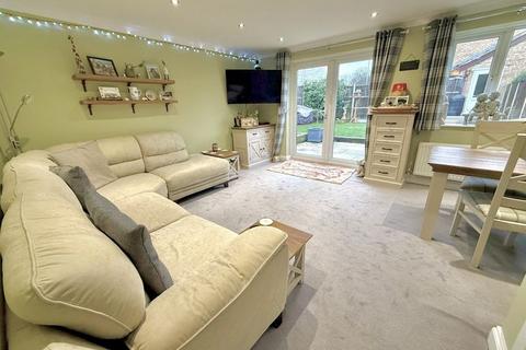 3 bedroom end of terrace house for sale, Copperfields Close, Houghton Regis