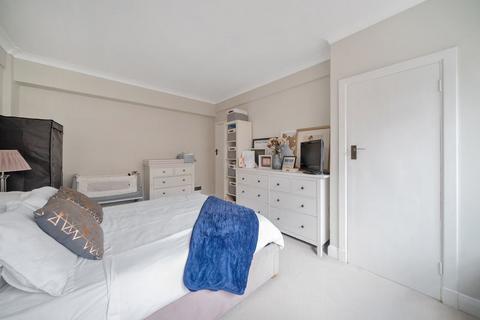 1 bedroom apartment for sale, Du Cane Court Balham High Road Balham SW17 7JP