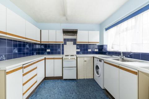 3 bedroom end of terrace house for sale, Hunters Way, Uckfield