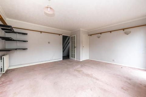 3 bedroom end of terrace house for sale, Hunters Way, Uckfield