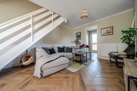 2 bedroom end of terrace house for sale, Maizemore Walk, Lee-On-The-Solent, PO13