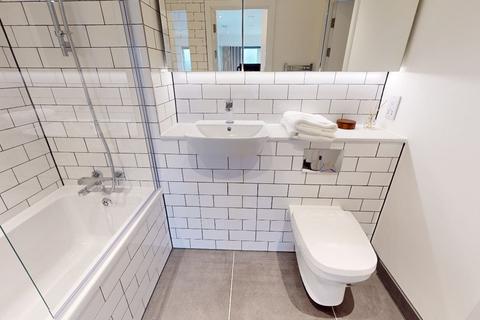 2 bedroom flat to rent, Bloomery Place