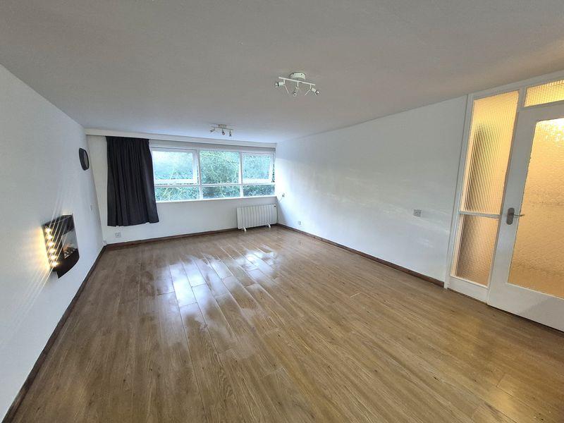 Lounge Dining Room