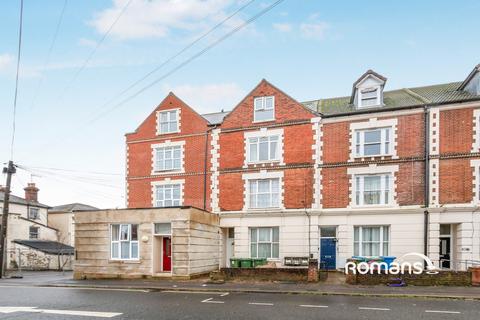 Arthur Street, Aldershot, GU11