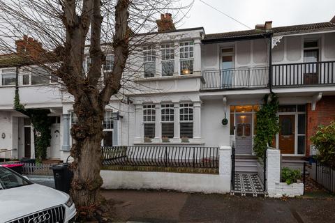 3 bedroom semi-detached house for sale, A Stylish Family Home in the Heart of Leigh-on-Sea