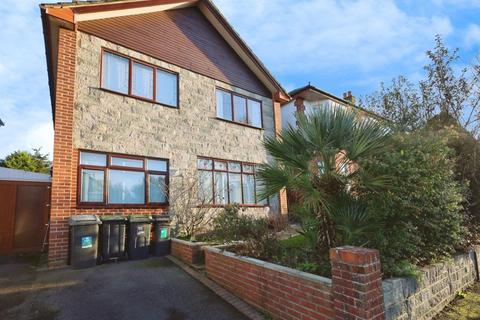 undefined, Homeside Road, Bournemouth BH9