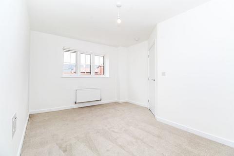 3 bedroom semi-detached house for sale, Meadow Road, Bedford MK45