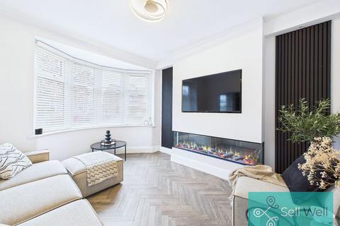 3 bedroom semi-detached house for sale, Warwick Road, Manchester M28