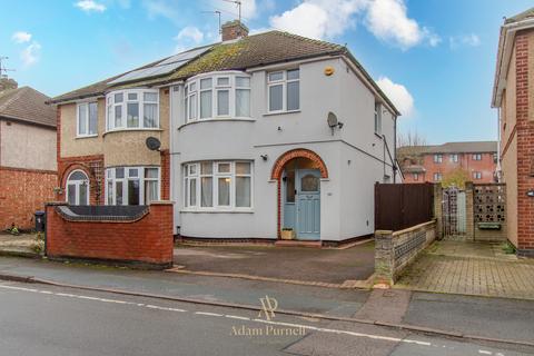 3 bedroom semi-detached house for sale, Barrie Road, Hinckley, LE10