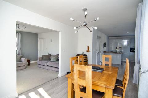 4 bedroom detached house for sale, Littleworth Road, Cannock WS12