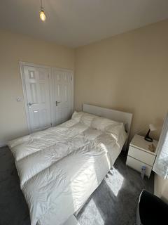 1 bedroom flat to rent, West Street, Weston-Super-Mare BS23