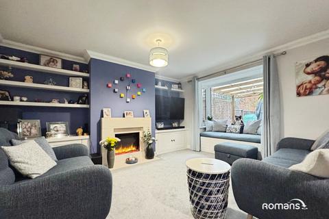 3 bedroom semi-detached house for sale, Grieg Close, Basingstoke, Hampshire