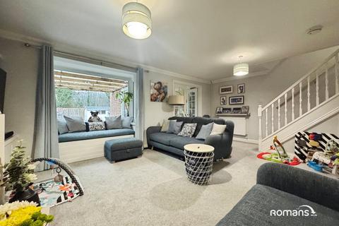 3 bedroom semi-detached house for sale, Grieg Close, Basingstoke, Hampshire