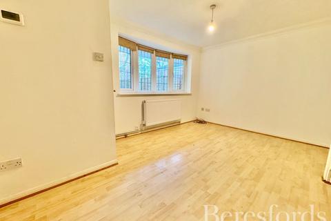 2 bedroom semi-detached house for sale, Hollymead Close, Colchester, CO4