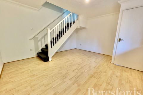 2 bedroom semi-detached house for sale, Hollymead Close, Colchester, CO4