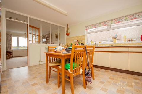 4 bedroom detached house for sale, Wallace Road, Plymouth PL7