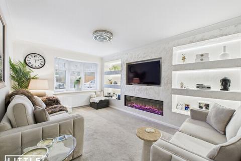 3 bedroom bungalow for sale, Applecorn Close, Sutton Leach, WA9