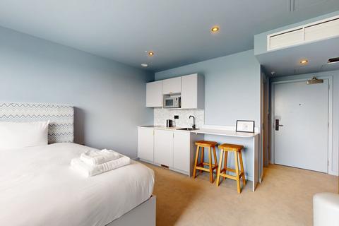 Studio to rent, Uxbridge Road